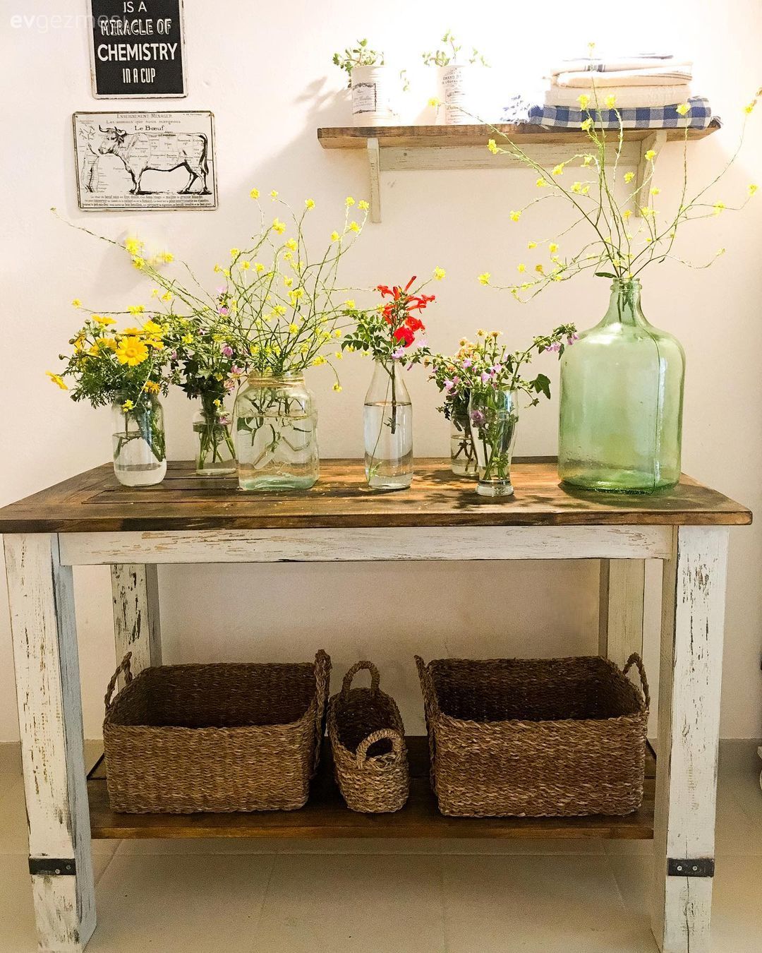 Bir Yanı Sahil Diğer Yanı Kır: Bodrum'dan İnce Ruhlu Bir Ev!