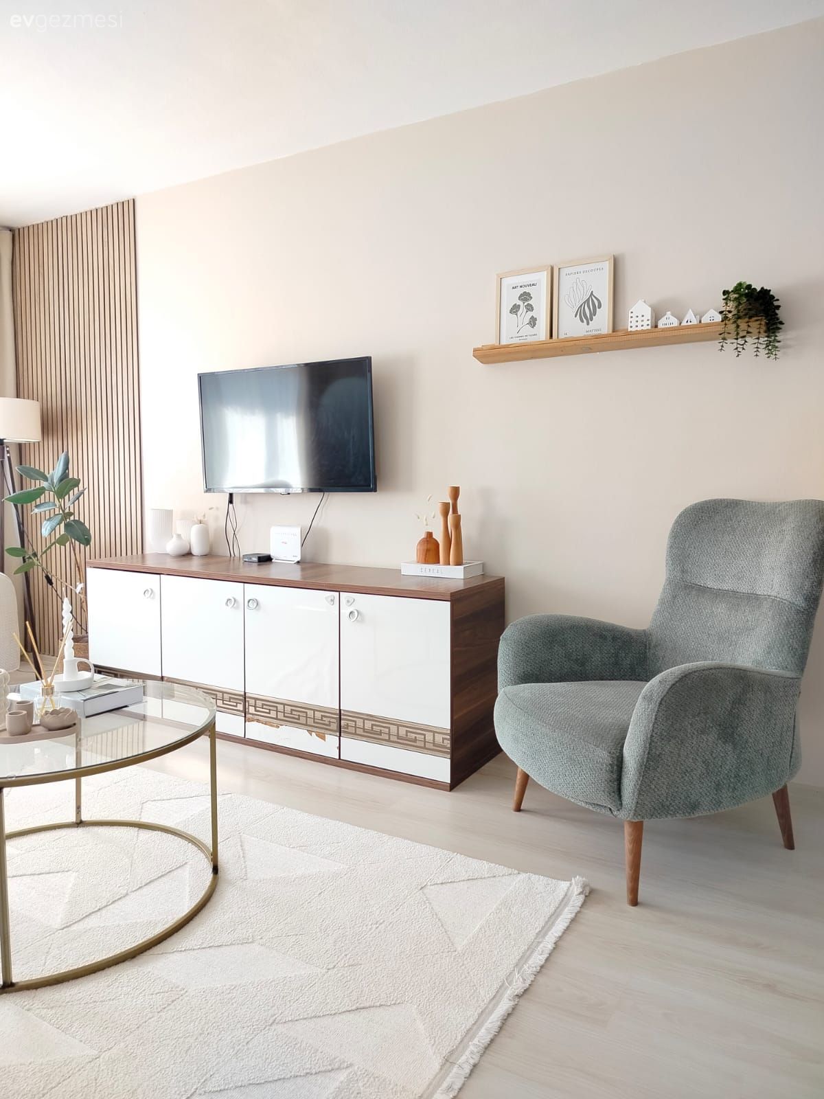 Bu İstanbul Evinde Ferahlık ve Konfor Ayarı Tam Kararında