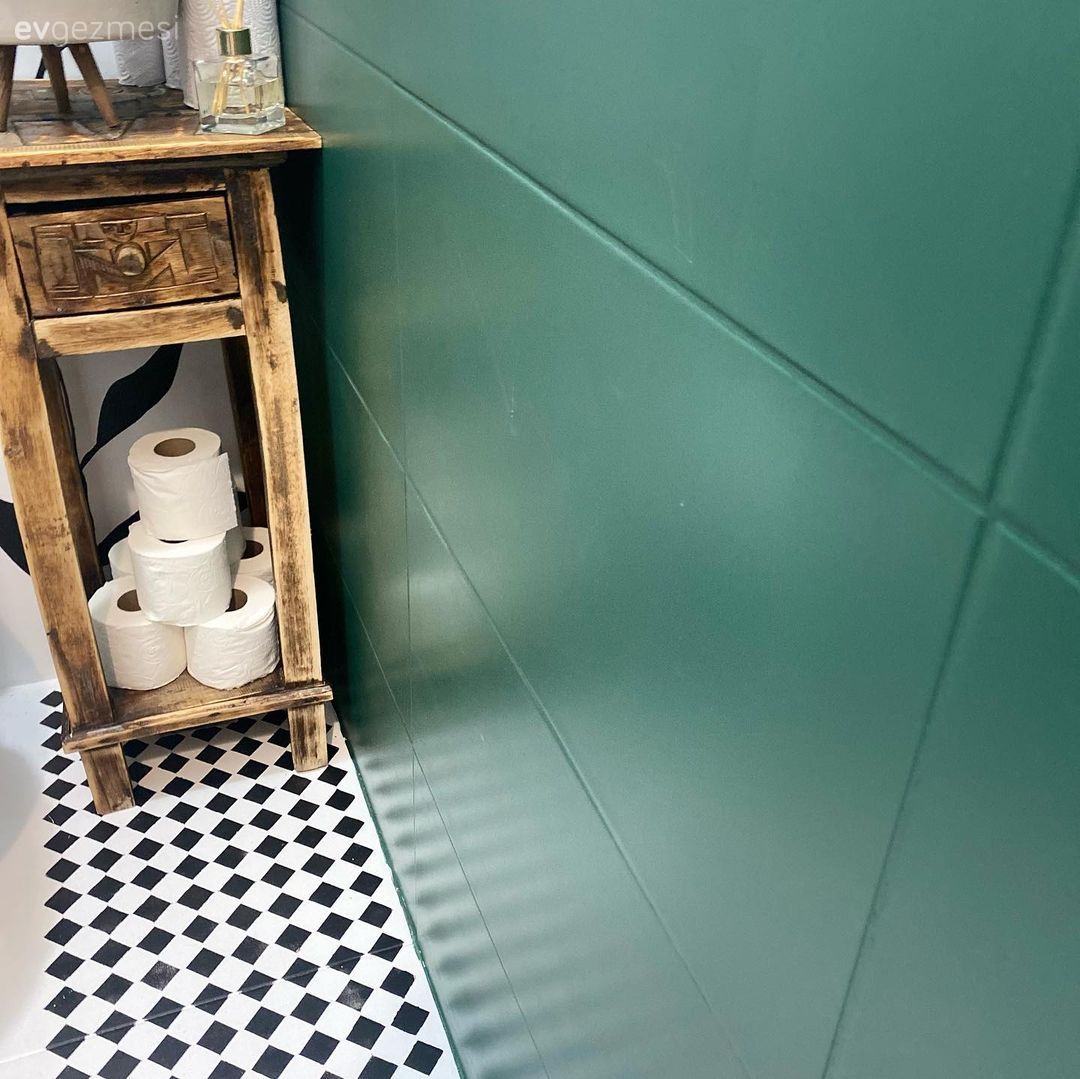 Öncesi&Sonrası: Küçük ve Sıradan Banyo Olmuş Sanat Eseri