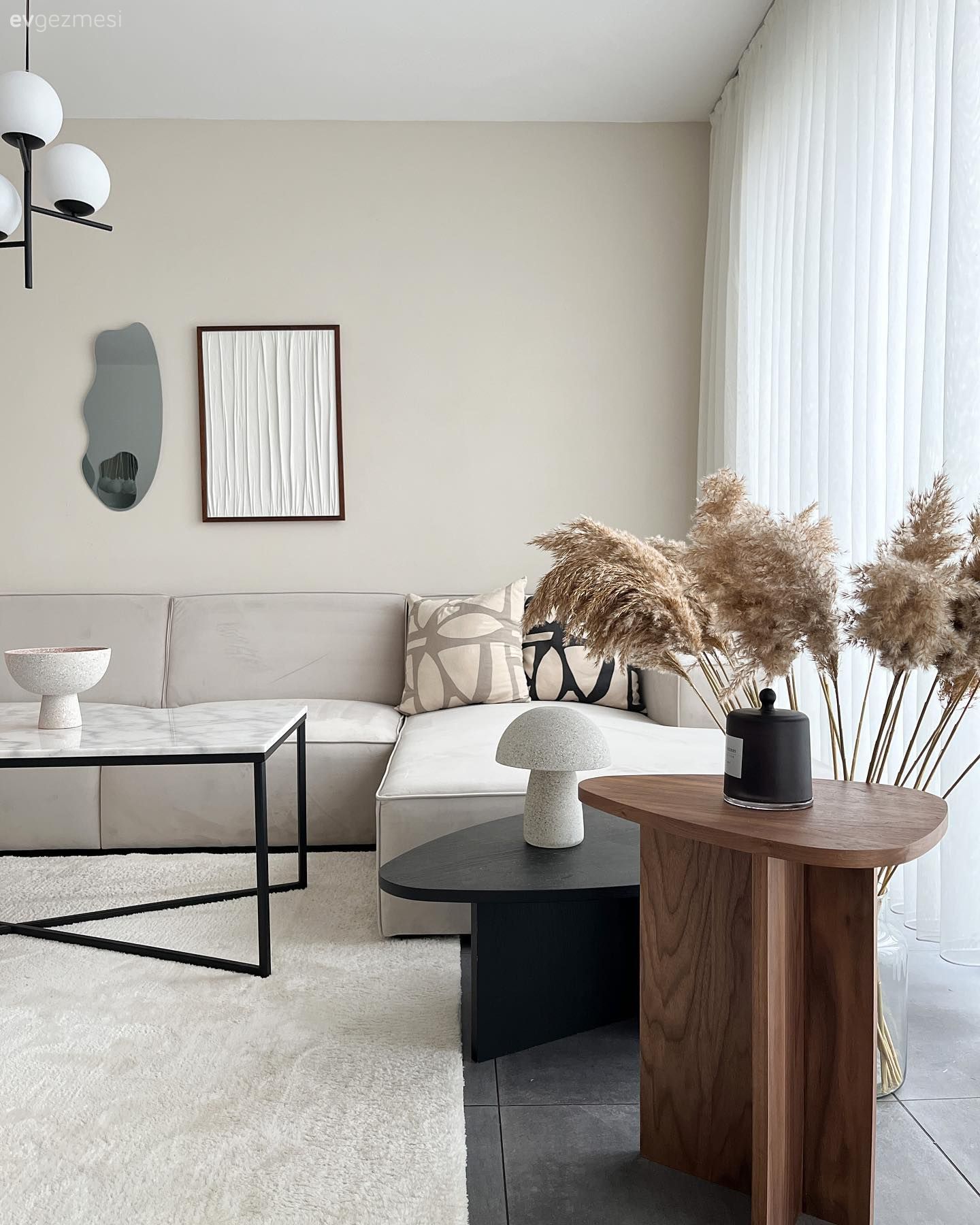 Bu Modern Evde Zamansızlık Hissi Dekorun Karakterini Belirlemiş!
