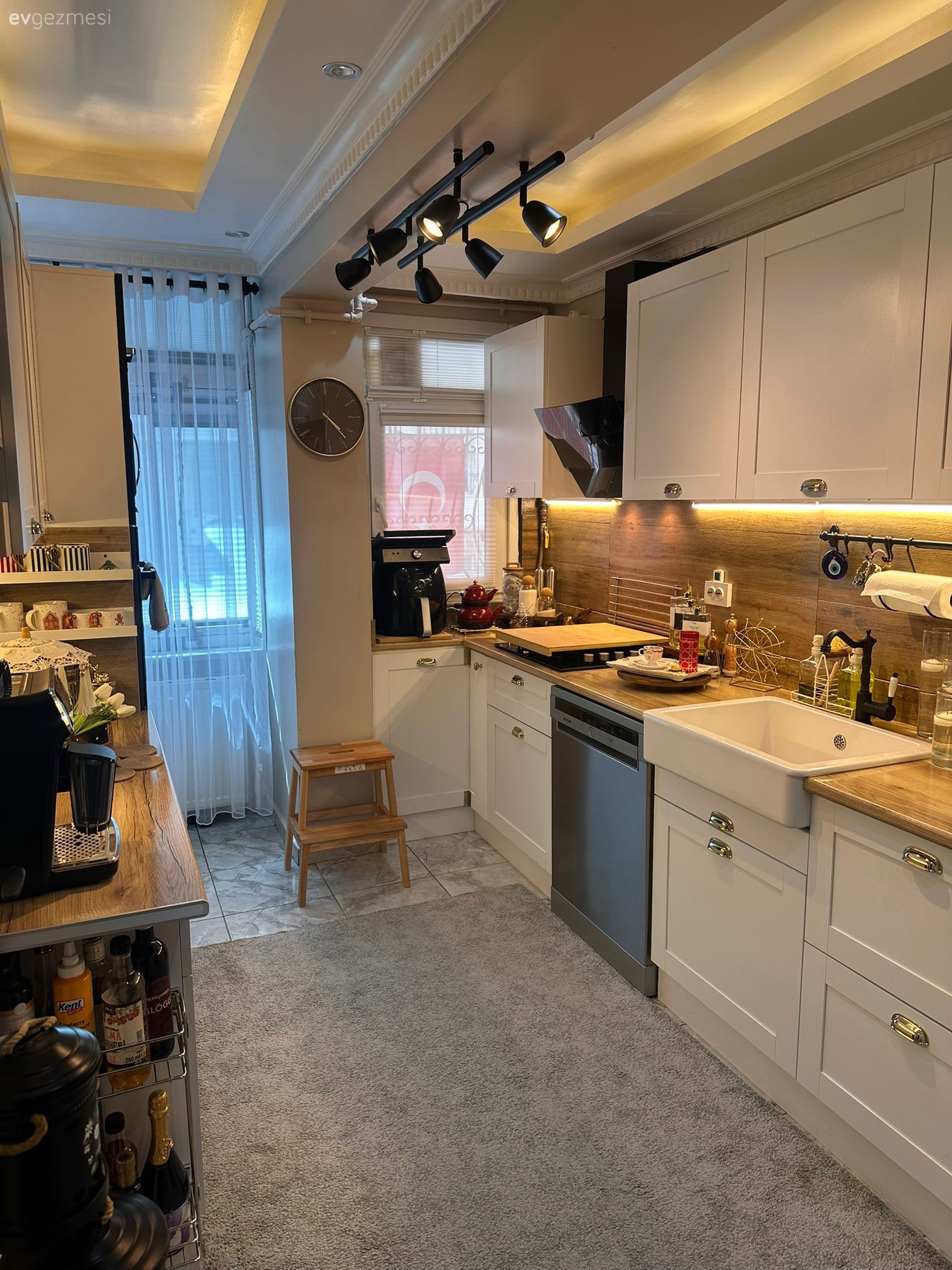 Demonte Alınan Dolaplar Bu Mutfağa Yeni Suret Kazandırmış