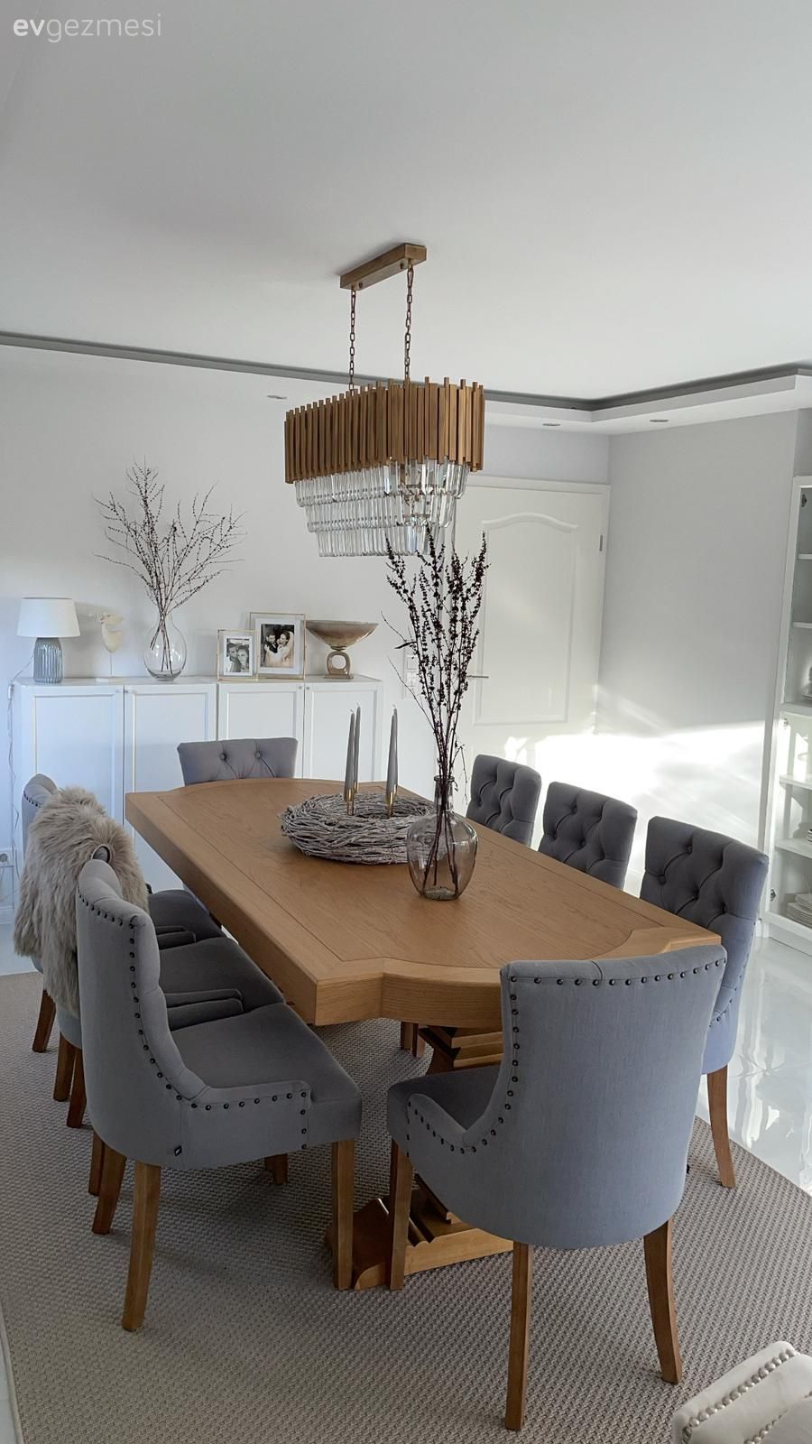 Yemek Odası, Beyaz, Gri, Ahşap Mobilya, Art deko, Modern, Sandalye, Avize, Aydınlatma, Yemek odası avizesi, Vazo, Ev Aksesuar