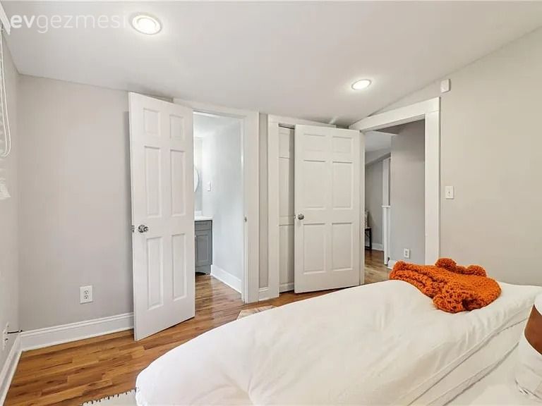 Dizilerden Fırlamışçasına Duran 105 M2'lik Samimi Ev