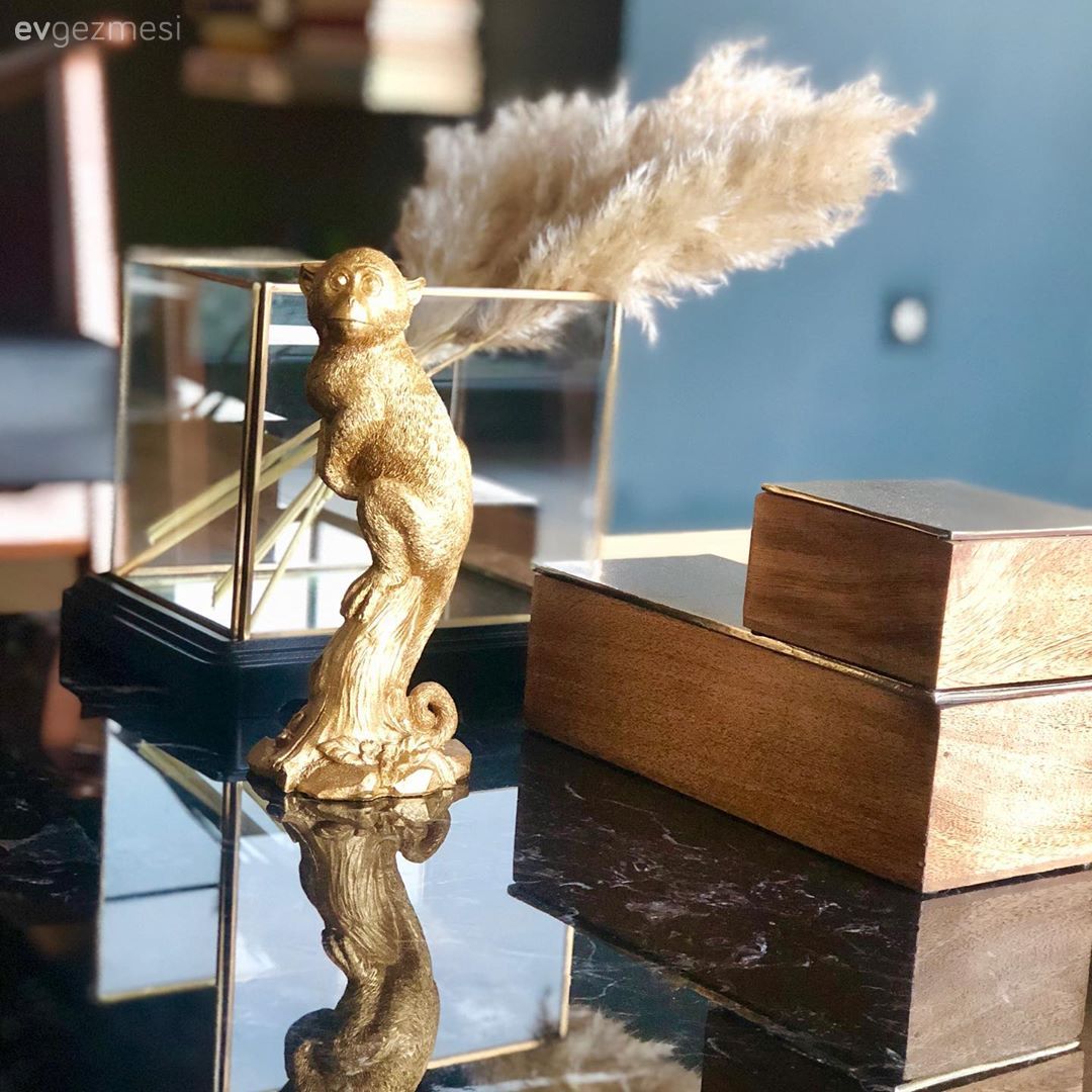 Bu Evde Endüstriyel Stil Rustik Detaylarla Desteklenmiş