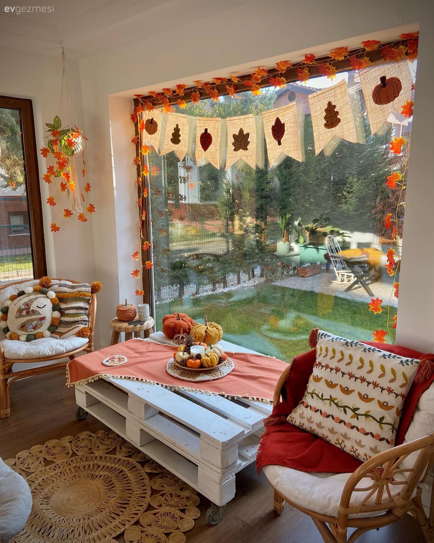 Mevsimlere Göre Kabuk Değiştiren Bu Kış Bahçesinde Her Şey El Emeği!