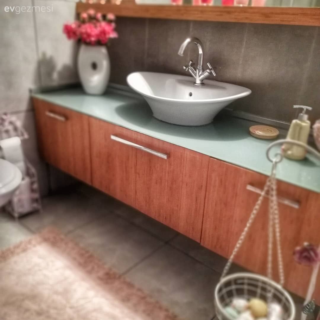 Bu Ev Klasik Stili ve Güçlü Renkleriyle Çok Şık