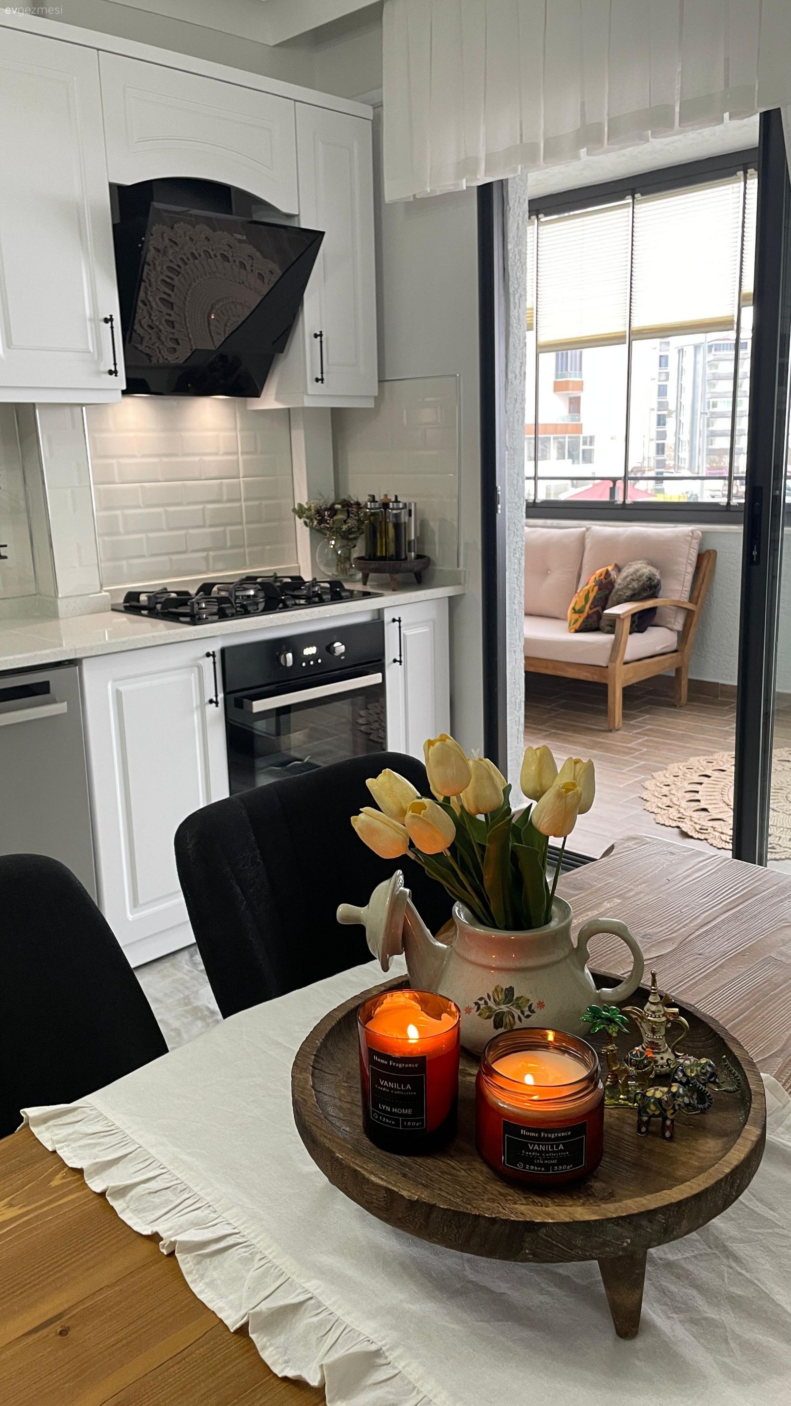 Bu Bayburt Evinde Farklı Tarzların Geçişine İzin Verilmiş