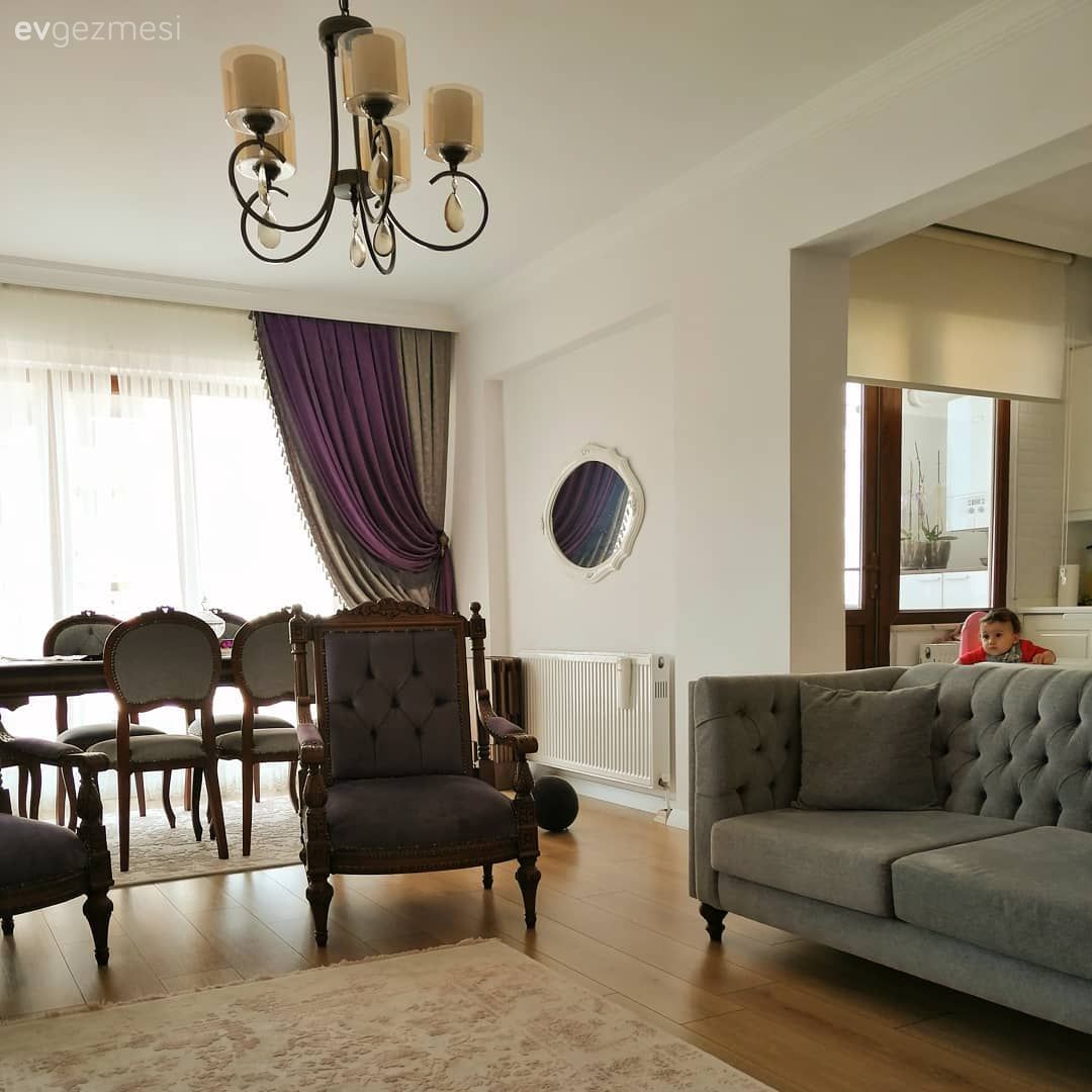 Salon, Klasik, Gri, Mor, Kahverengi, Oymalı berjer, Koltuk takımı, Duvar çıtalama, Avize, Aydınlatma, Salon avizesi, Halı, Salon halısı, Ayna, Sandalye, Yemek masası