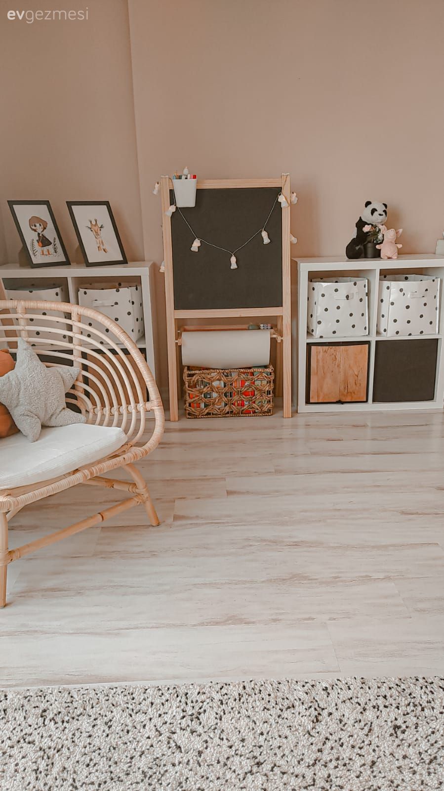 Çocuk Odası, Bohem Dekorasyon, Berjer, Rattan sandalye, Şifonyer, Yatak Odası, Parke, Bej, Krem