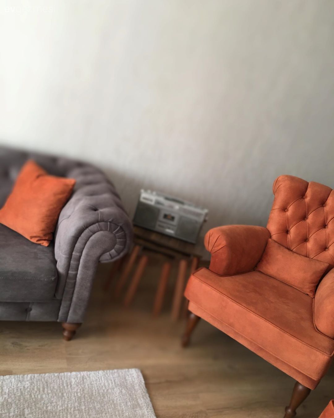 Bu Sıcacık Evde Moderne Bir Tutam Rustik Karıştırılmış!