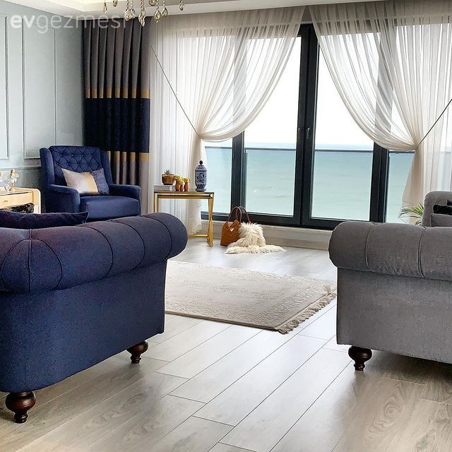 Salon, Modern, Gri, Mavi, Krem, Beyaz, Koltuk takımı, Berjer, Halı, Salon halısı, Tül perde, Perde, Parke