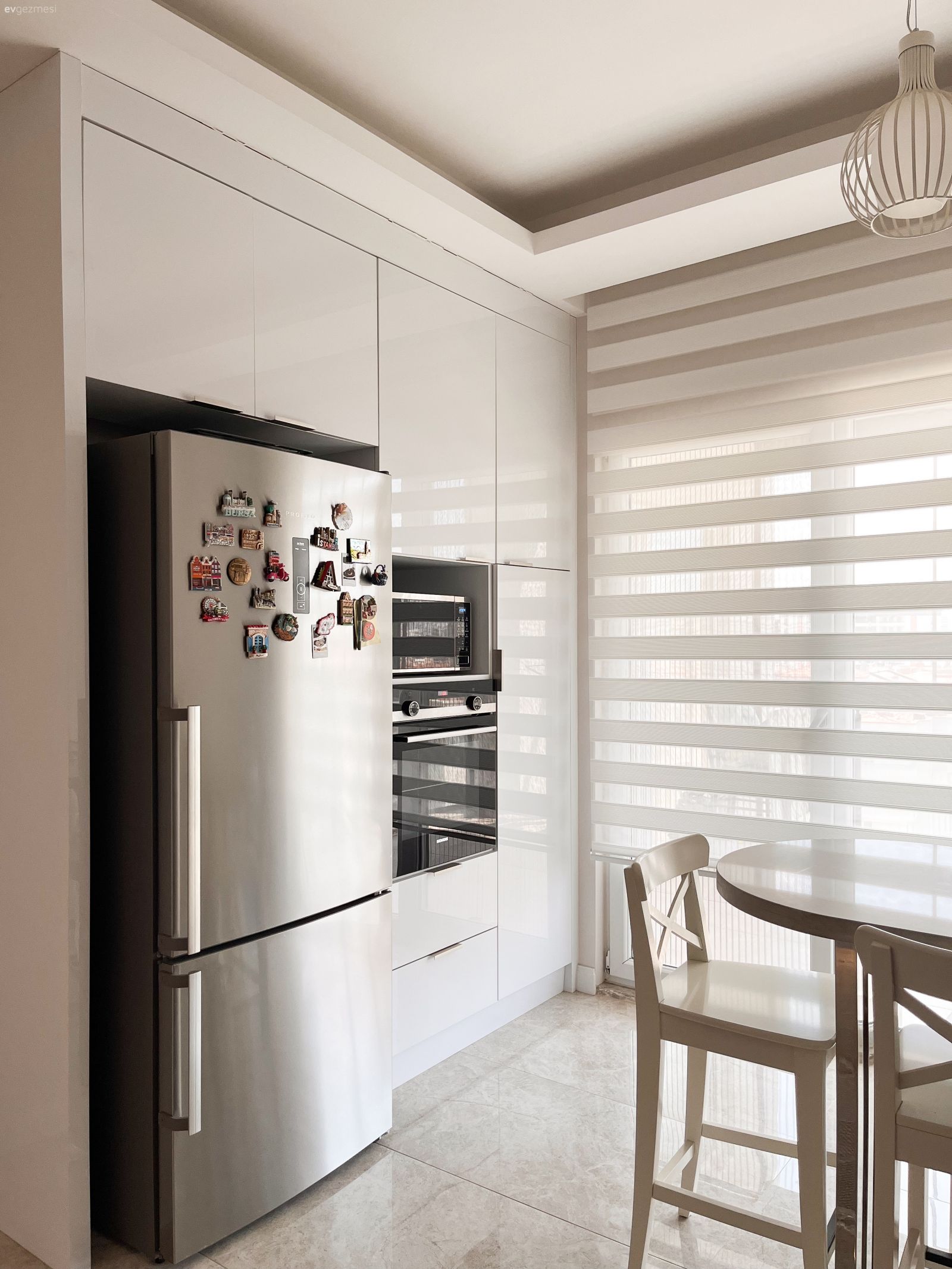 Mutfak perdesi, Kulpsuz mutfak dolabı, Ankastre, Mutfak, Mutfak aksesuarları, Sandalye, Mutfak masası