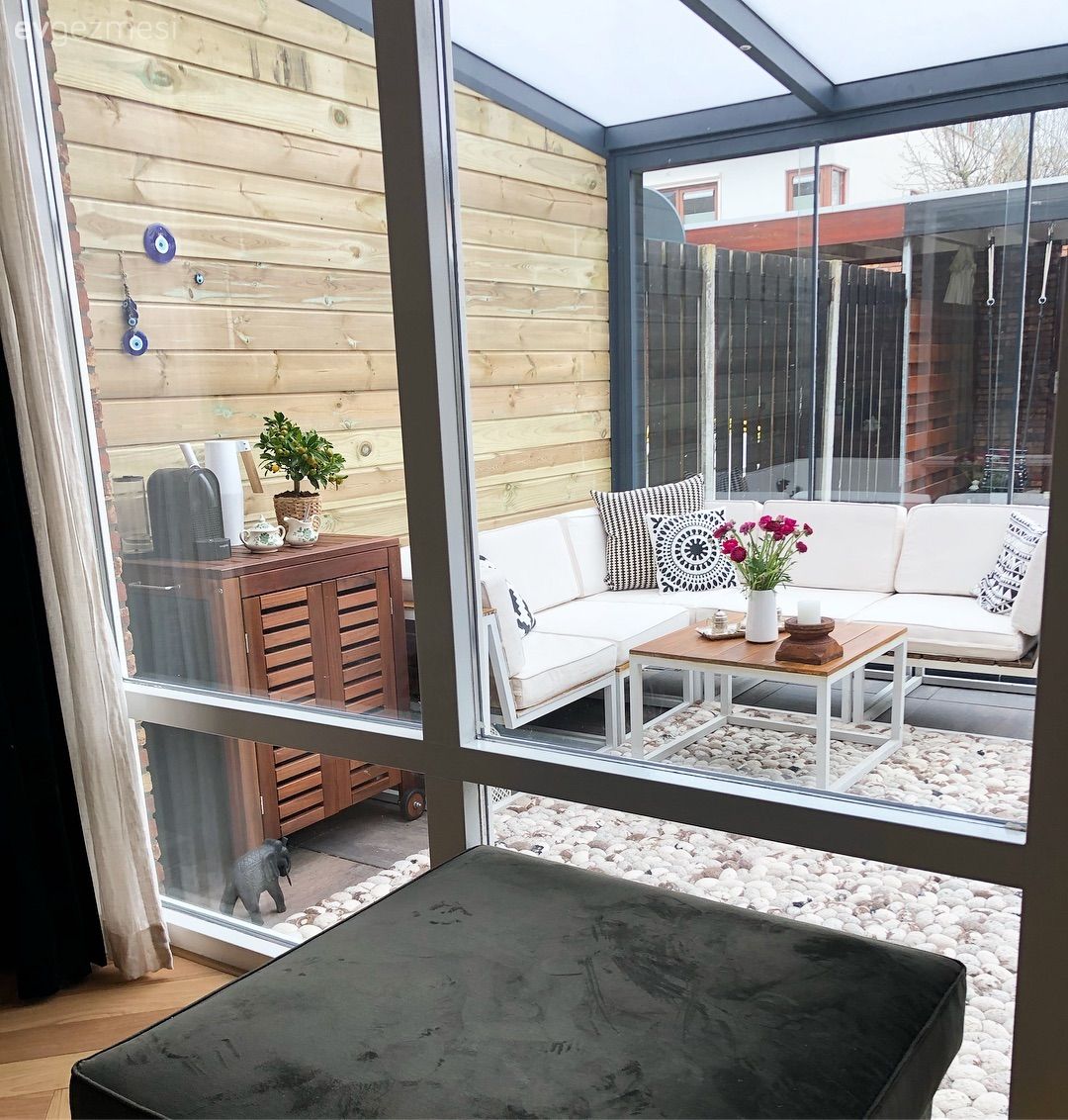 Beyaz, Siyah, Köşe koltuk, Koltuk takımı, Bahçe, Bahçe oturma grubu, Duvar dekorasyonu, Dolap