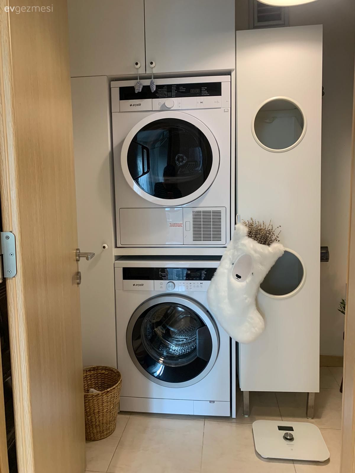 Çamaşır odası, Beyaz, Siyah