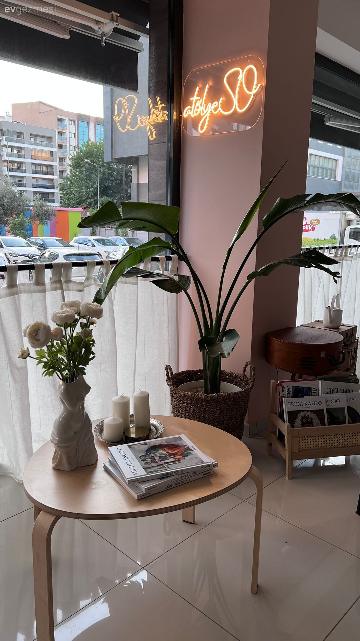 Öncesi&Sonrası: Bu Atölye En Masrafsız Çözümlerle Güzelleşmiş!