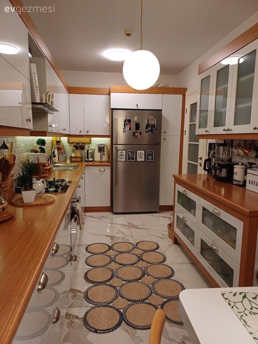 Nostaljik Ambiyansa Sahip Bu Mutfakta Ahşaplar Vazgeçilmez!