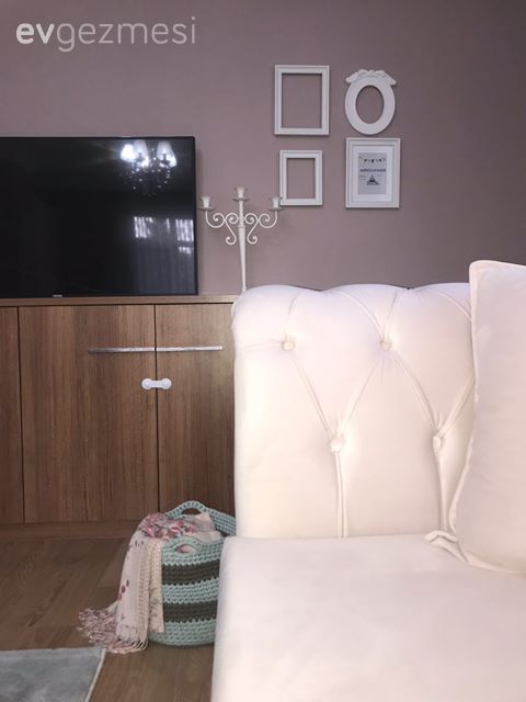 Sakin, Romantik ve Samimi: Country Esintili Bir Dekor