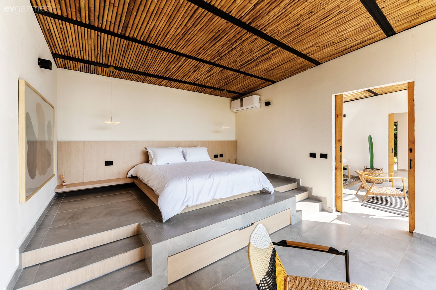 Manzaraya Saygı Duruşunda Bulunan 100 M2'lik Yazlık!