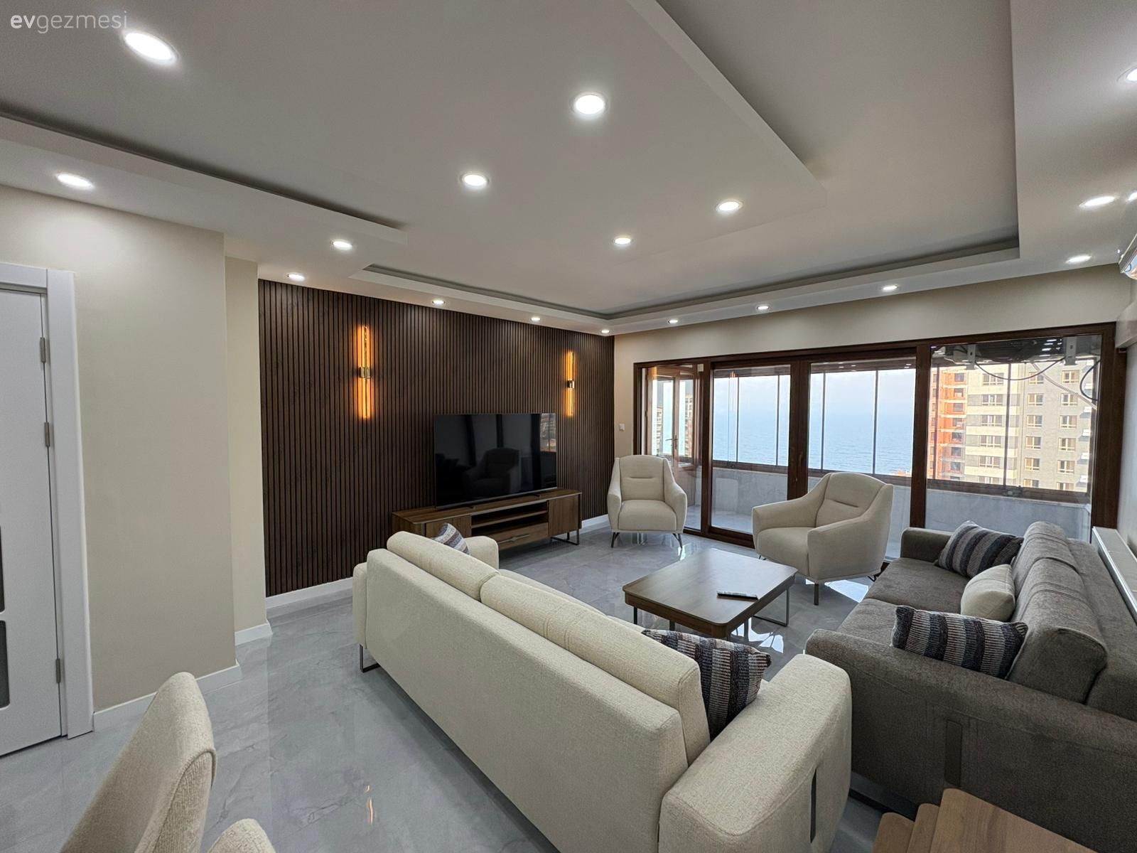 Eski Bir Evin Daha Modern Görünümüne Geçiş Öyküsü