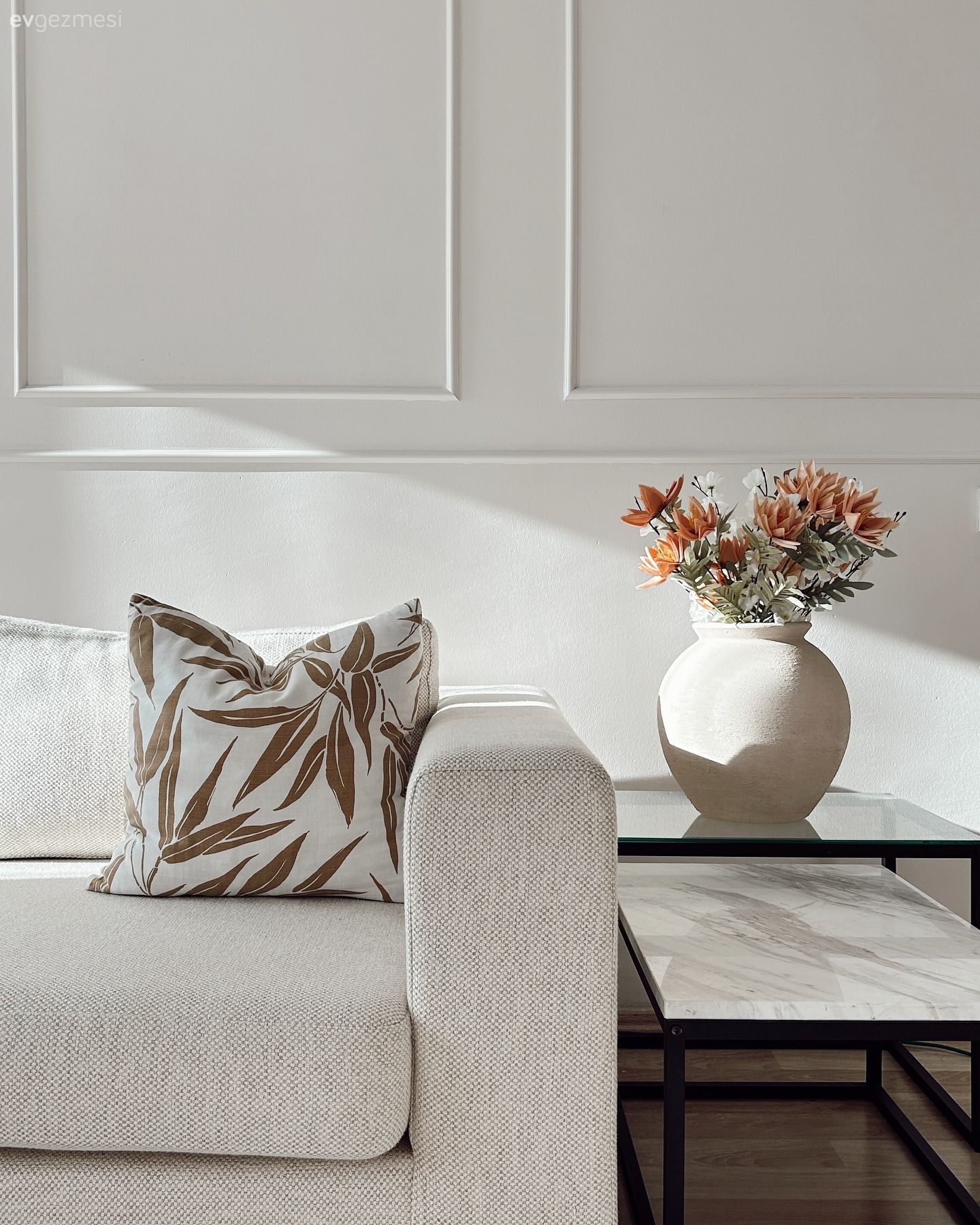 Modern ve Minimalist: Abartıdan Uzak Bir Salon