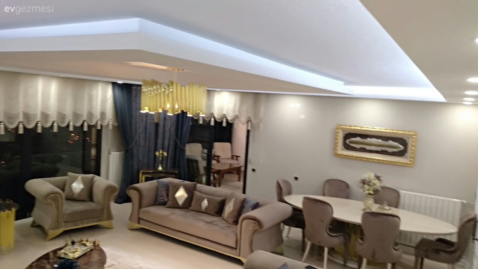 Bu Samsun Evinin Bir Tarafı İhtişam Diyor Diğeri de Nostalji