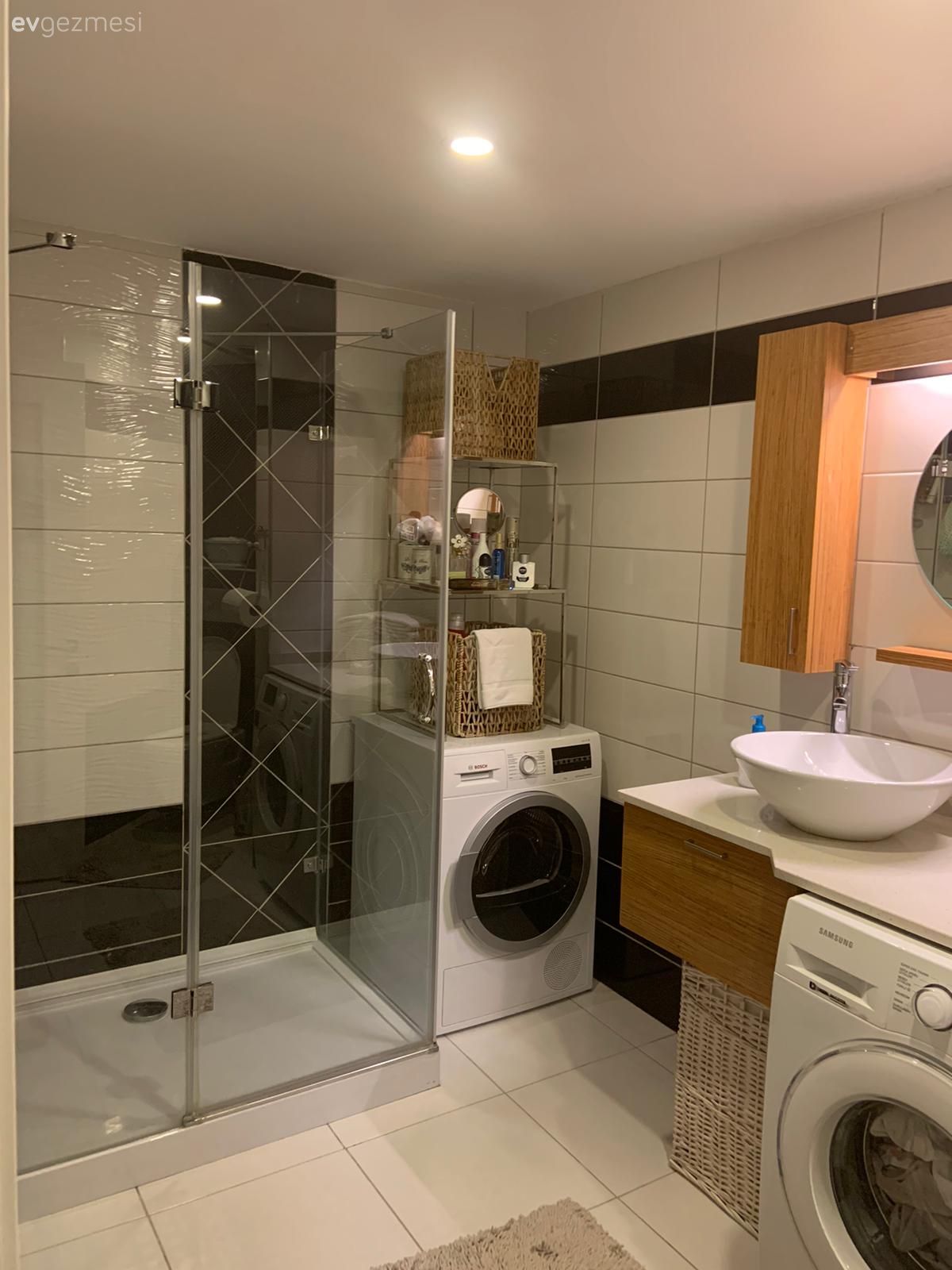 Beyaz, Kahverengi, Siyah, Banyo dolabı, Banyo, Banyo aynası, Banyo seramikleri, Duşakabin