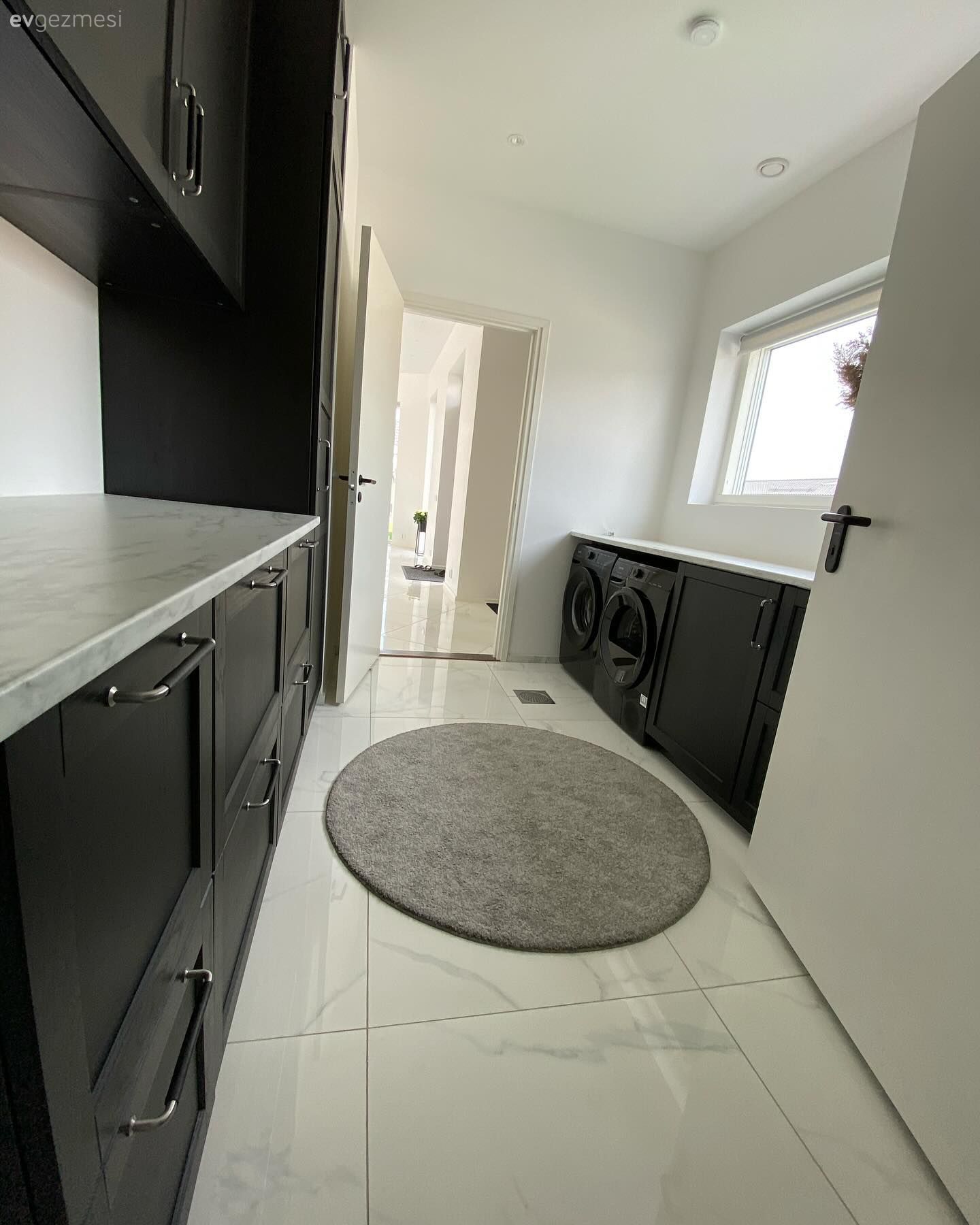 Bu Villada Yanık Turuncunun Sıcaklığı İçin Ayrı Parantez Açılmış!