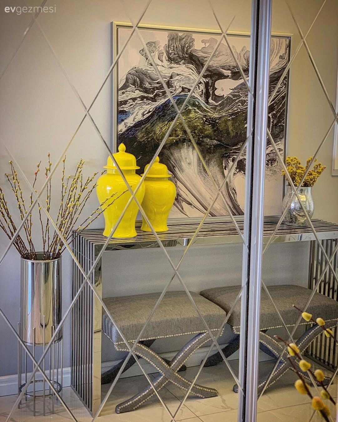 Bu Evin İçindeki En Küçük Obje Bile Art Dekodan Bir Şeyler Almış