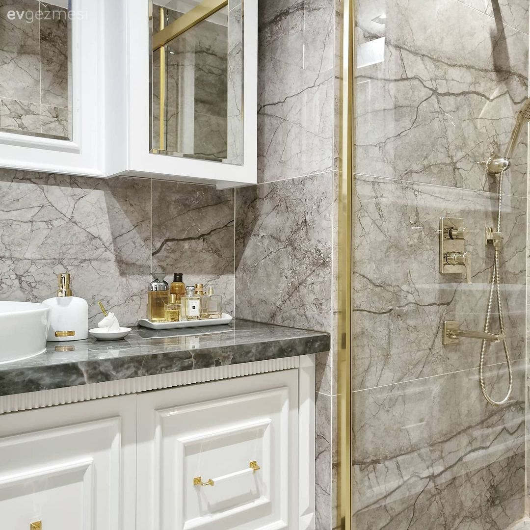 Banyo, Beyaz, Banyo dolabı, Banyo seramikleri, Gri, Ayna kapaklı dolap, Ayna