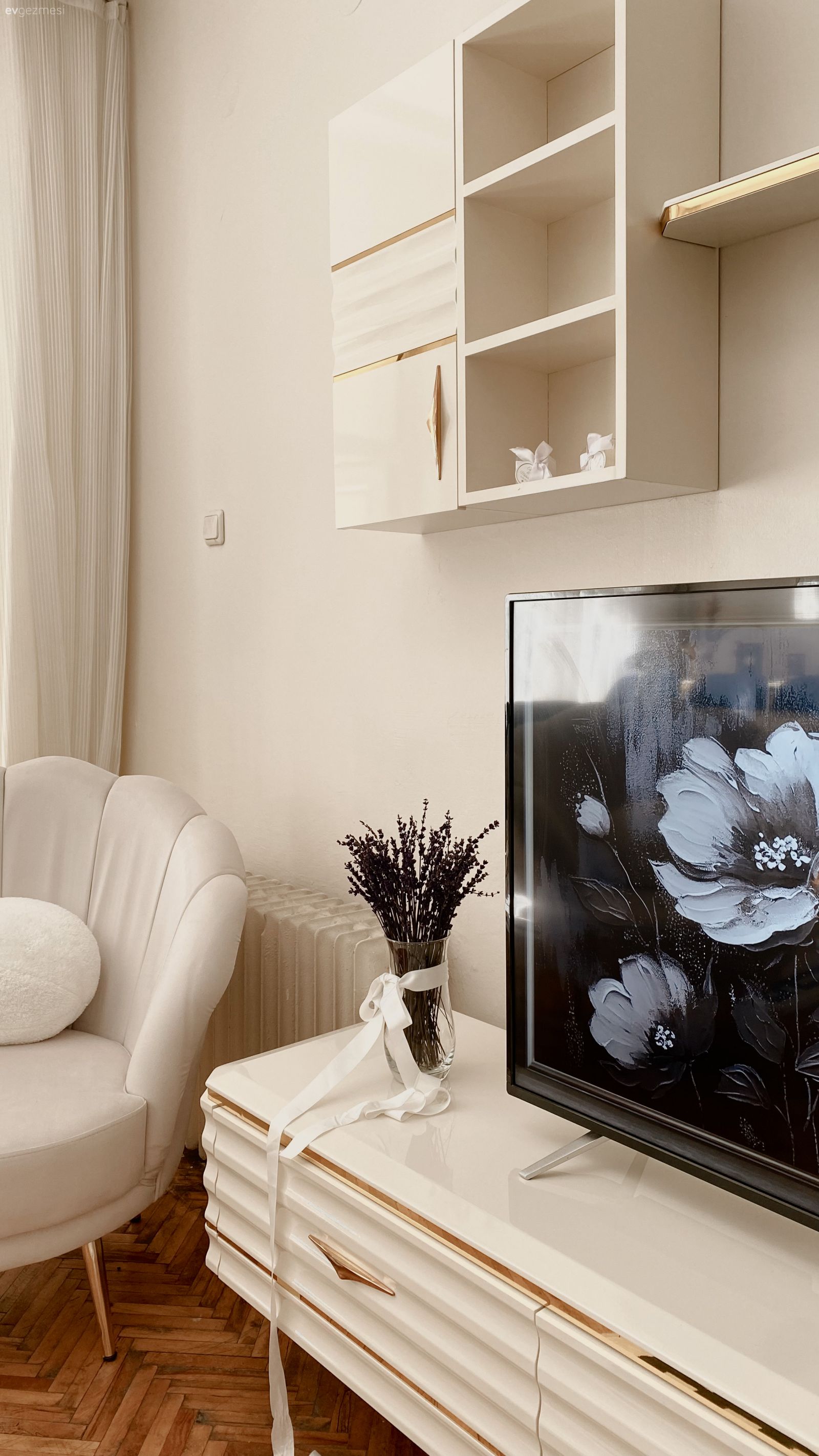 Tv ünitesi, Tv ünitesi aksesuarları, Ev Aksesuar, Berjer, Beyaz