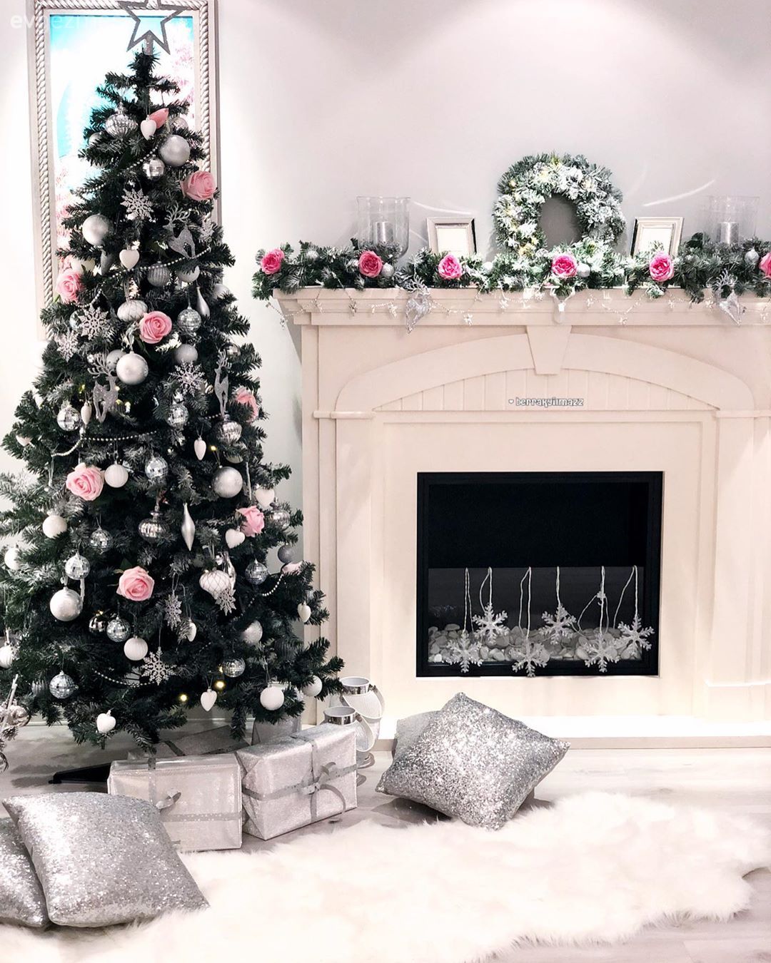 Siyah ve Beyaz Ortaklığı, Bu İstanbul Salonuna Çok Yakışmış!