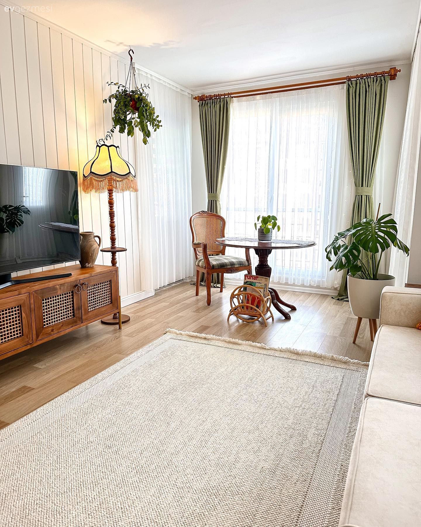 Avantajları ile Birlikte Farklı Tarzlarda Yuvarlak Masa Modelleri!