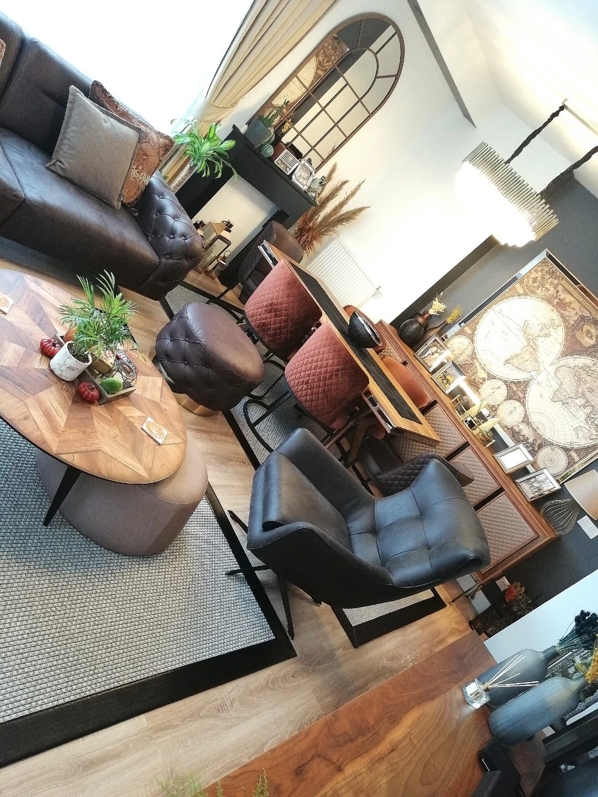 Modern Rustik Stilden İlham Alan Bu Ev İşlevselliği de İhmal Etmemiş!