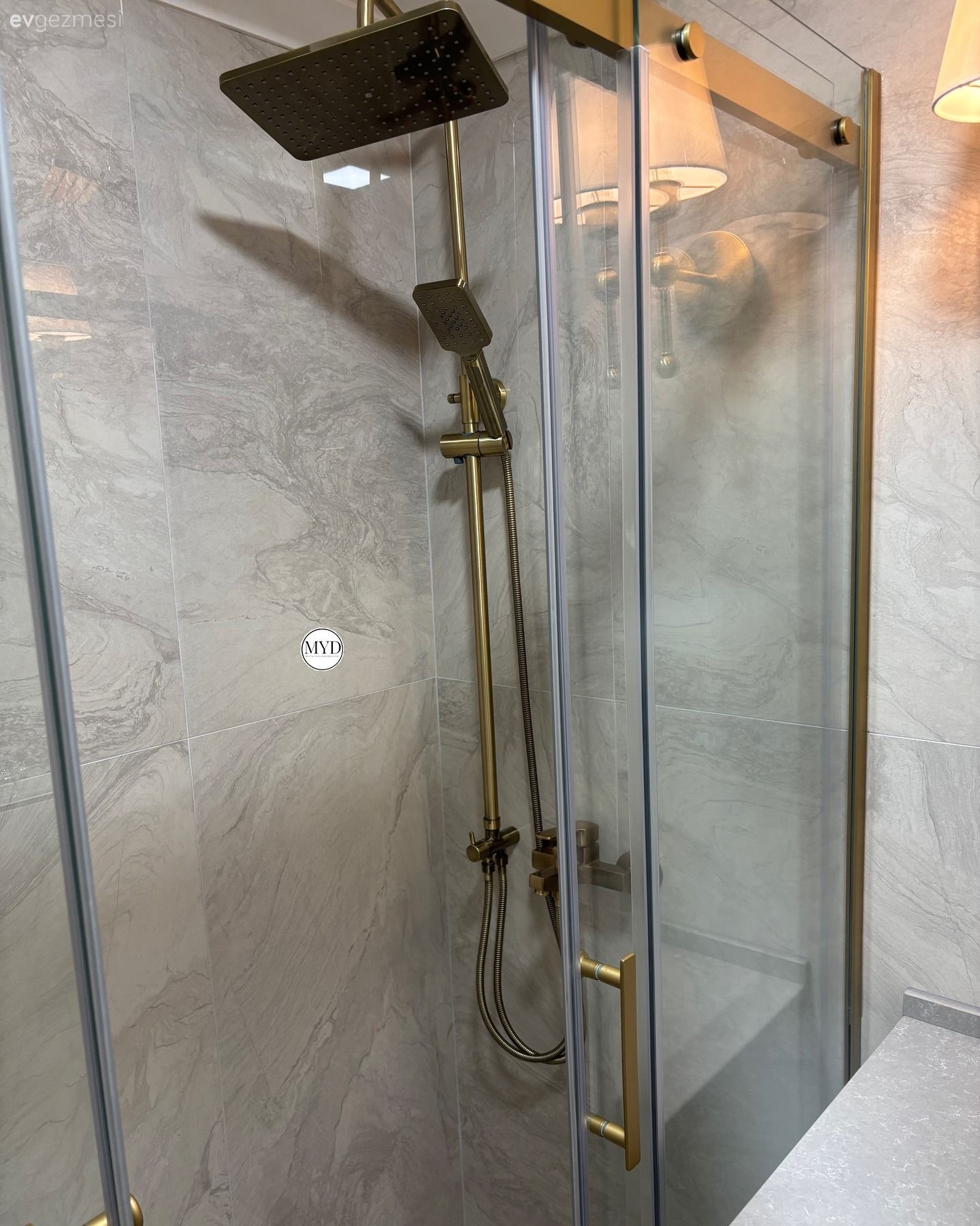 Altın, Duşakabin, Banyo, Banyo seramikleri, Banyo aksesuarları, Banyo bataryası