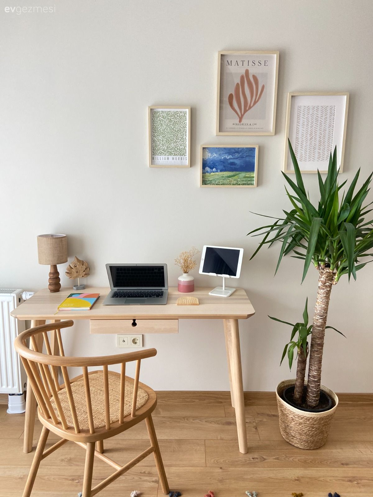 Bu Enerjik Evde Kullanılan Her Şey Ev Sahiplerinin Yansıması!