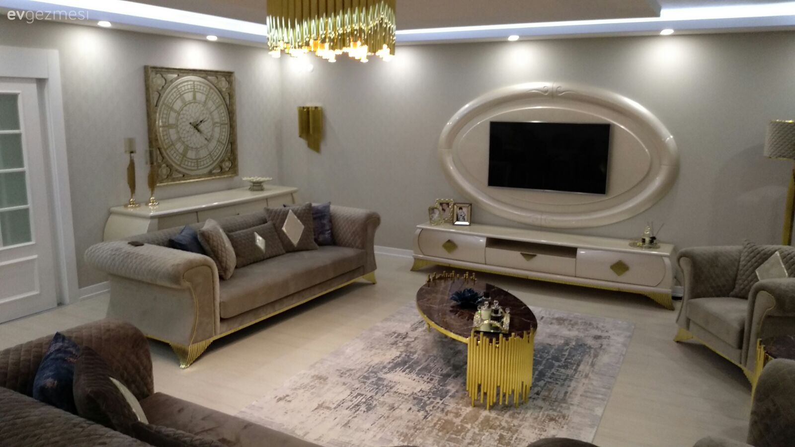 Bu Samsun Evinin Bir Tarafı İhtişam Diyor Diğeri de Nostalji