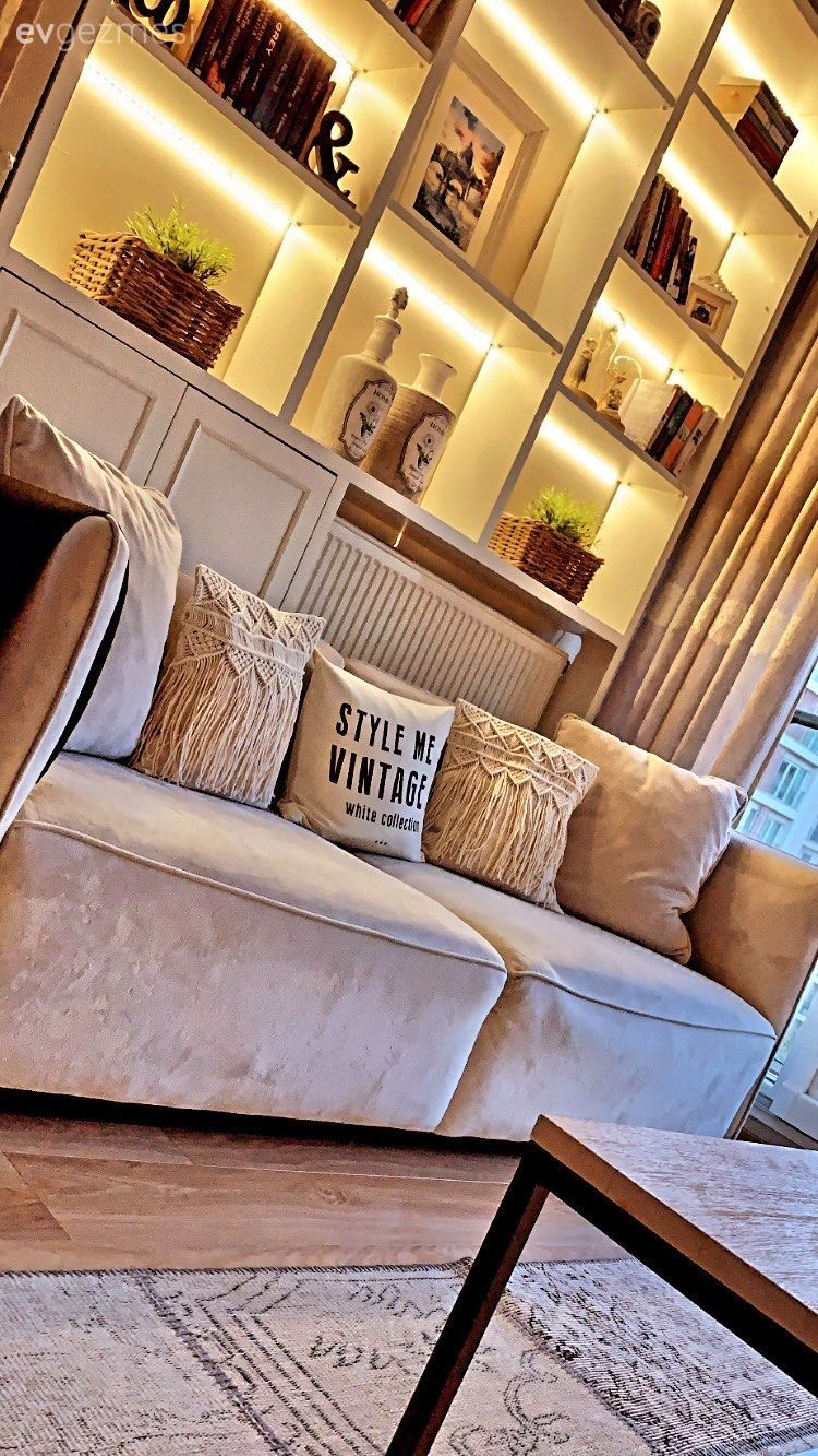 Bej, Beyaz, Krem, Dolap, Dekoratif Objeler, Kırlent, Ev tekstili, Led aydınlatma, Aydınlatma