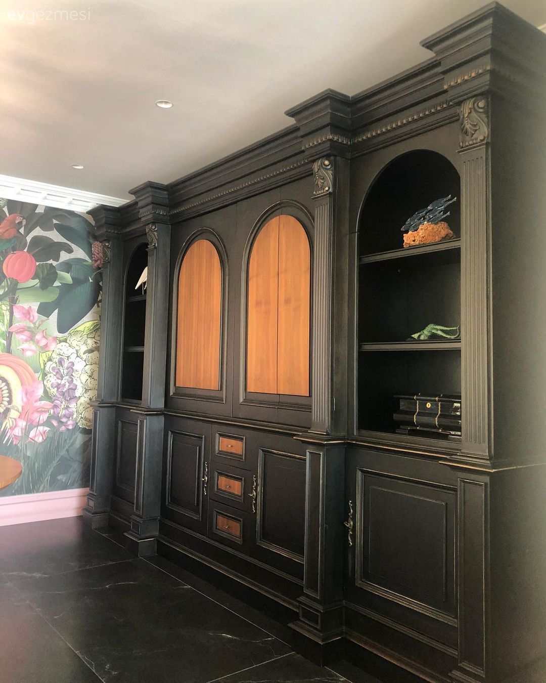 Yemek Odası, Siyah, Çiçekli desen, Desenler, Vitrin