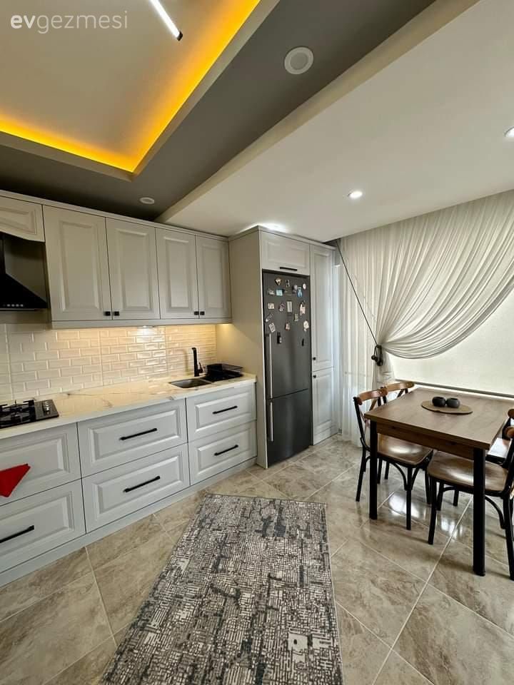 Öncesi&Sonrası: Country ve Klasik Detayları Harmanlayan Bir Mutfak!