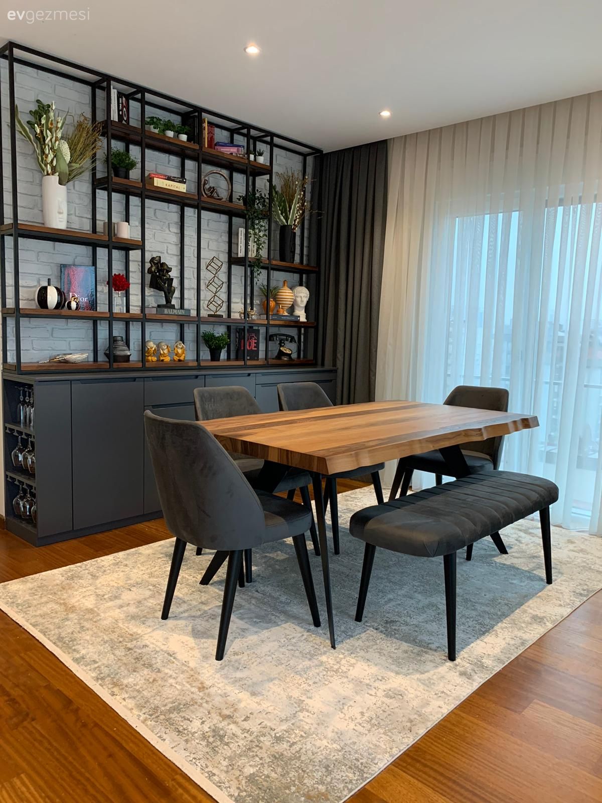 Yılın En Sevilenleri: 2020 Yılından Ev Gezmeleri-4