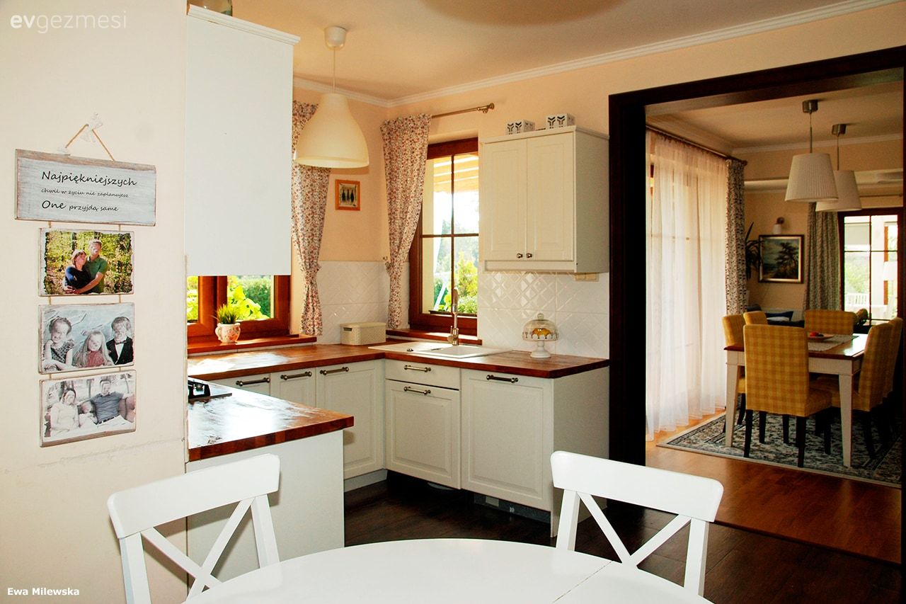 140 M2 İki Katlı Müstakil Ev: Evin İçi ve Proje Detayları