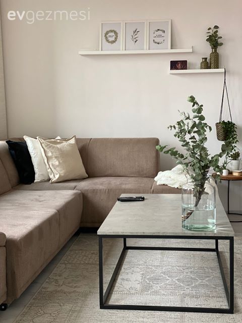 Toprak Tonlarının Sakinliği Bu Evin Minimalist Ruhuna Çok Yakışmış!