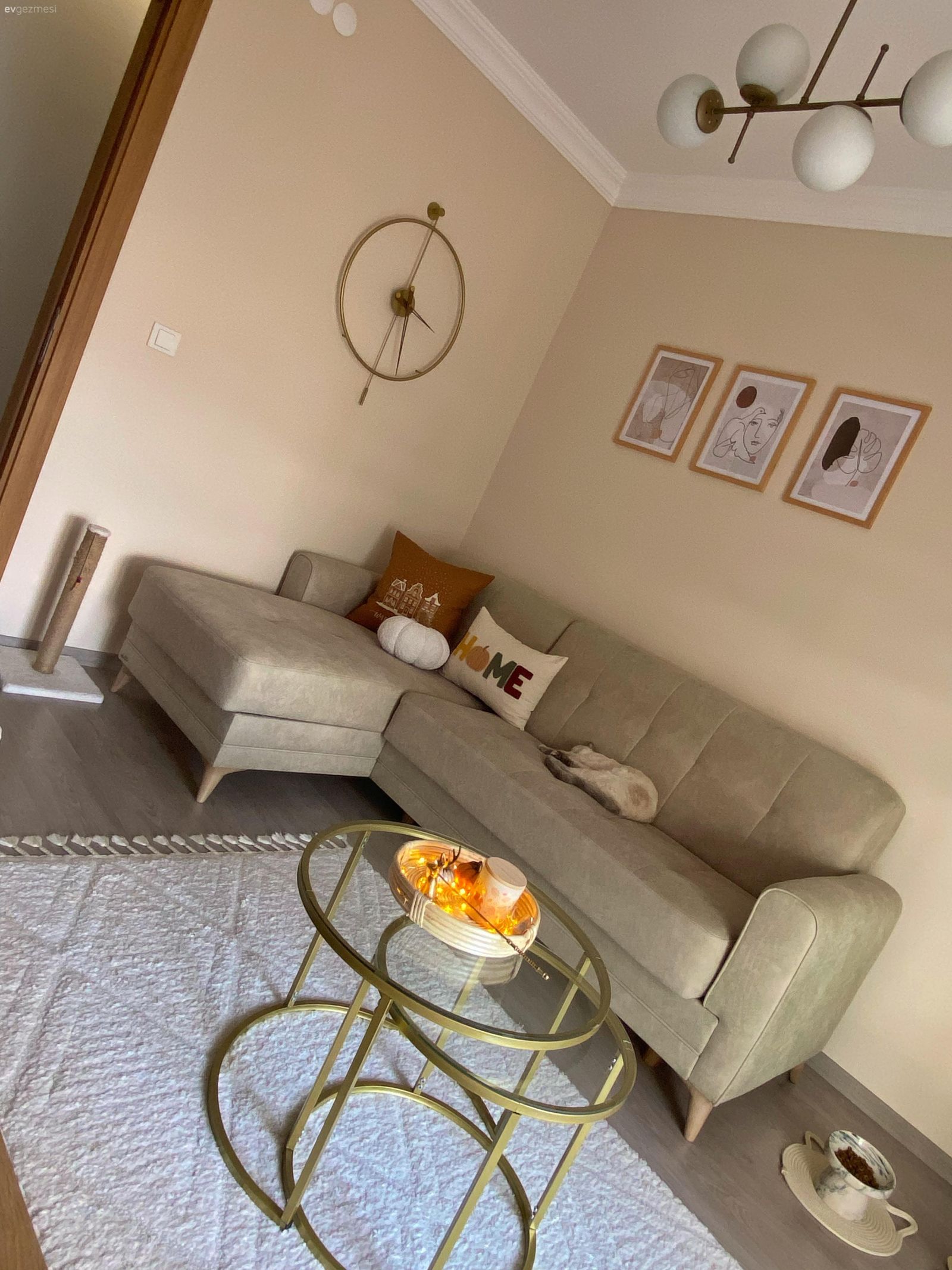 Bu İzmir Evinin Salonu Misafirlik Kalan Yerleri Keyiflik!