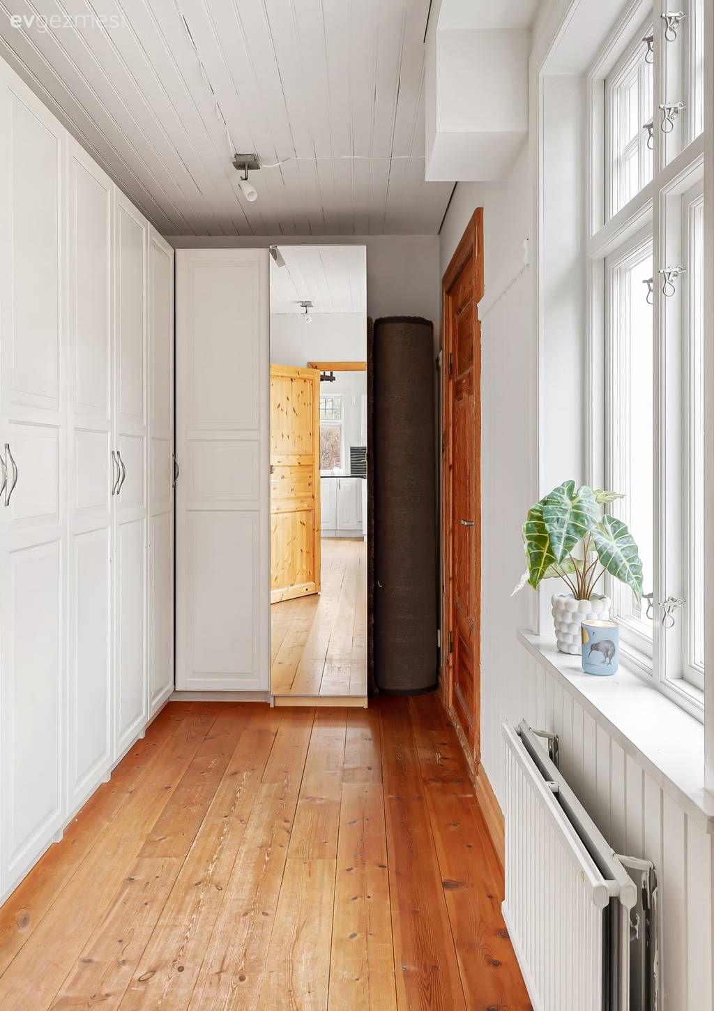 Müstakil Ev Modelleri: 140 M2 İki Katlı Balkonlu Ev!