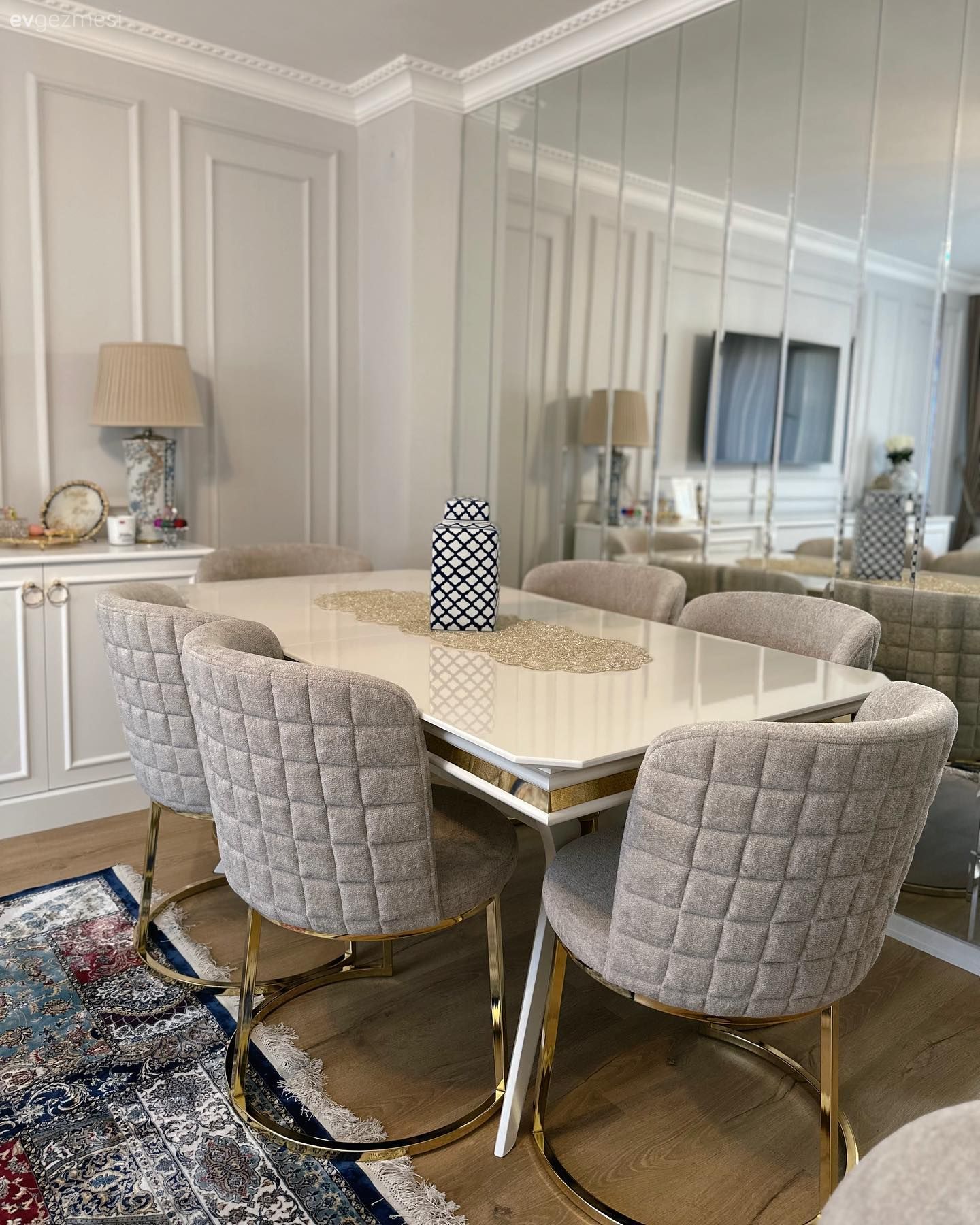 Bu Eklektik Dekorda Her Parça Başlı Başına Star!