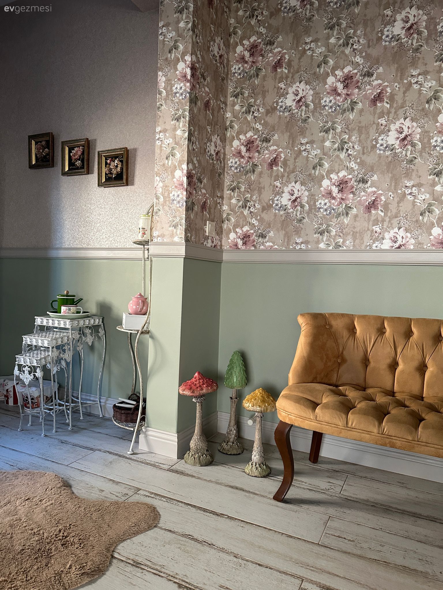 Trabzon'daki Bu Köy Evi Desen ve Renkleriyle Pek Şenlikli