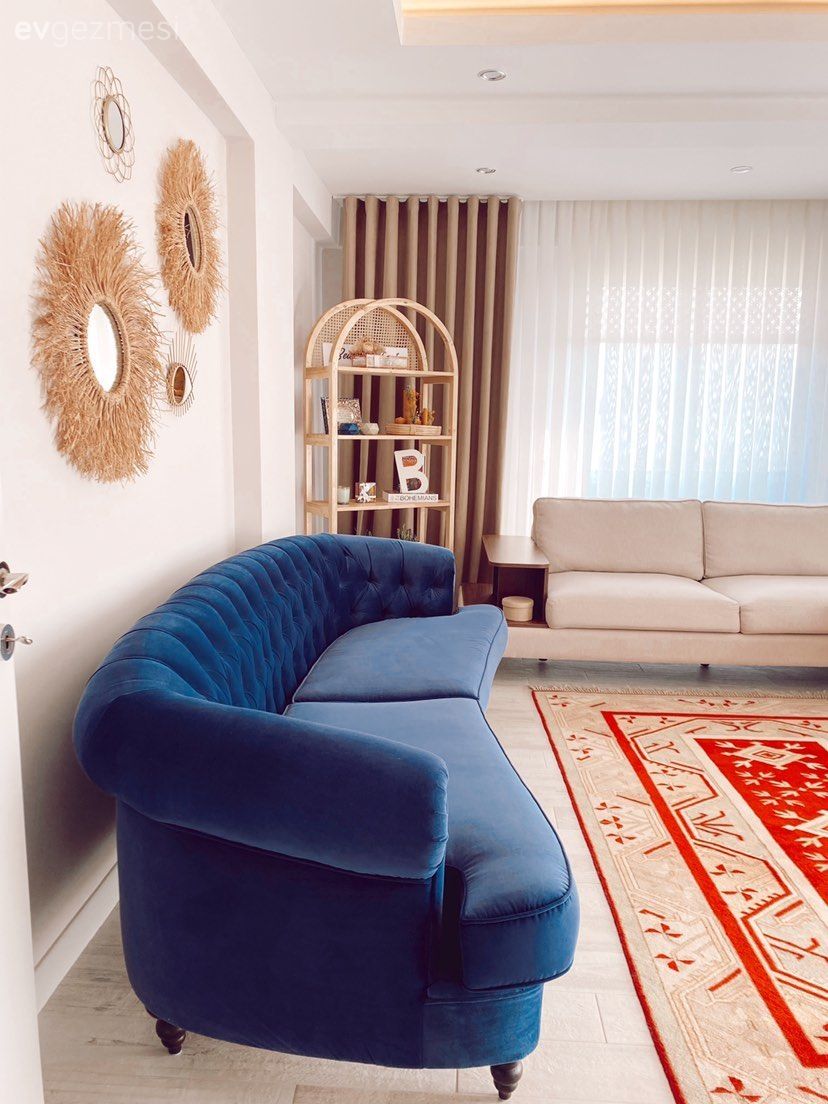 Bu Denizli Evinin Baş Rolünde Capcanlı Bir El Dokuma Halı Var