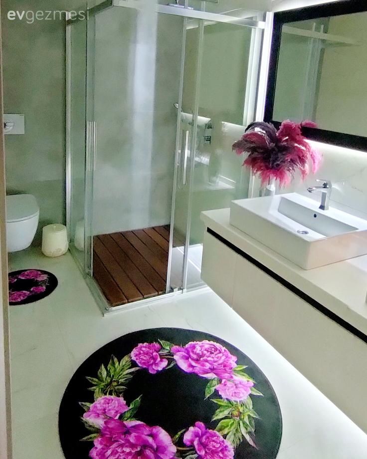 Bu Samsun Evi Mavinin Enerjisini Işıltılı Detaylarla Pekiştirmiş