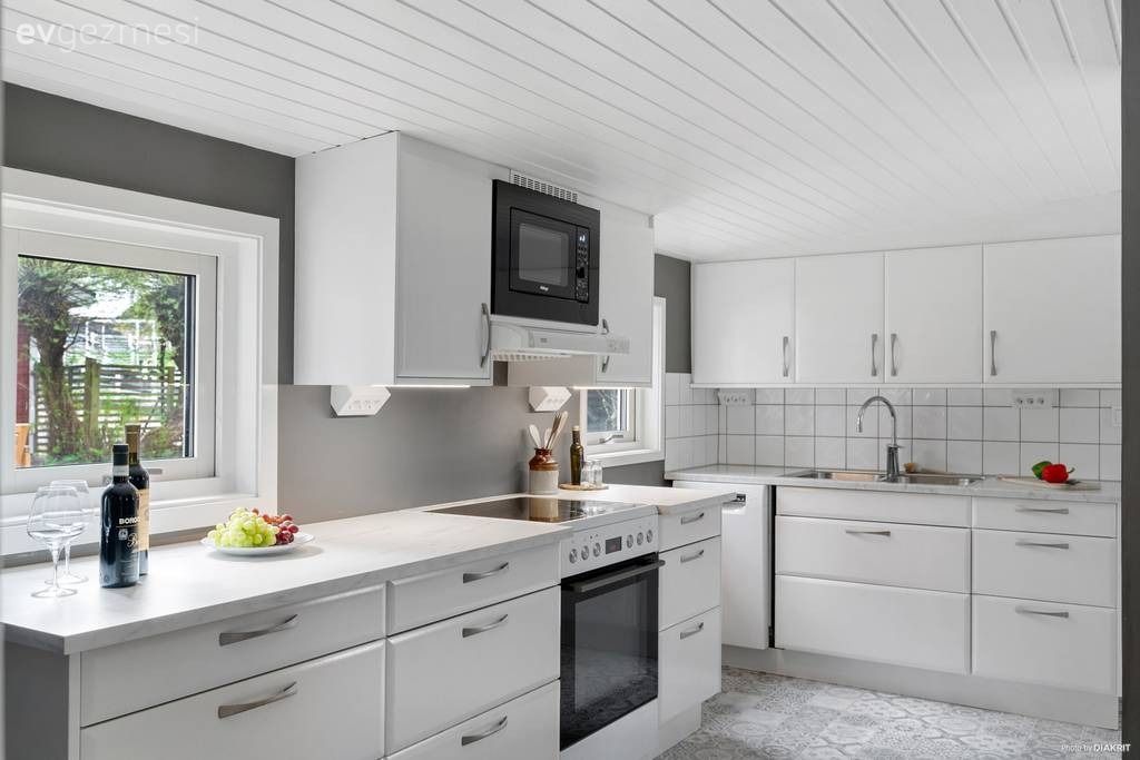 Dışarıdan Bakınca Heybetli Duran Bu İki Katlı Ev Aslında 83 M2