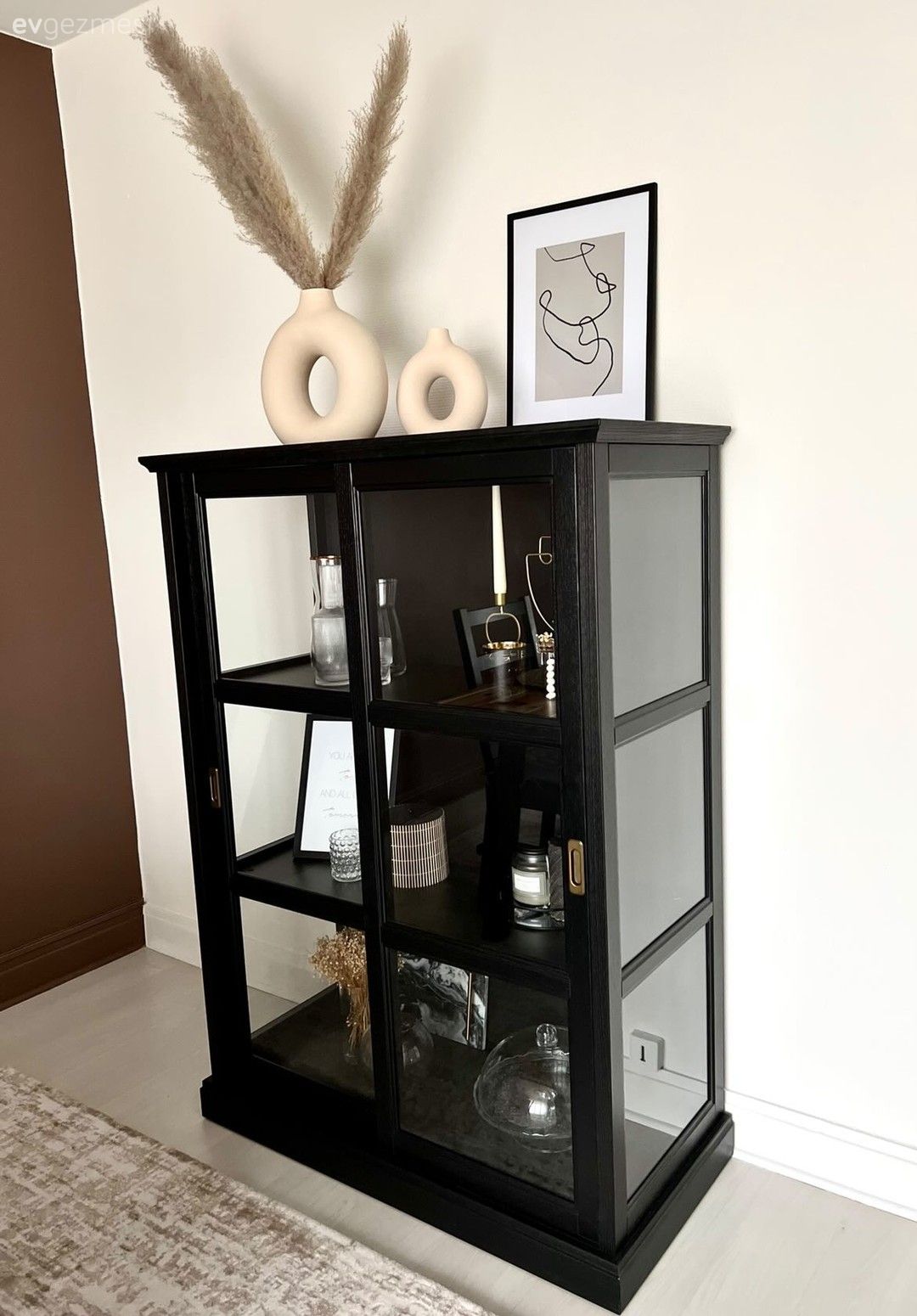 Kahverengi duvar rengi, Beyaz, Siyah, Dekoratif Objeler, Vazo, Ev Aksesuar, Çerçeve